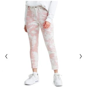 721 Levi’s high rise skinny jeans